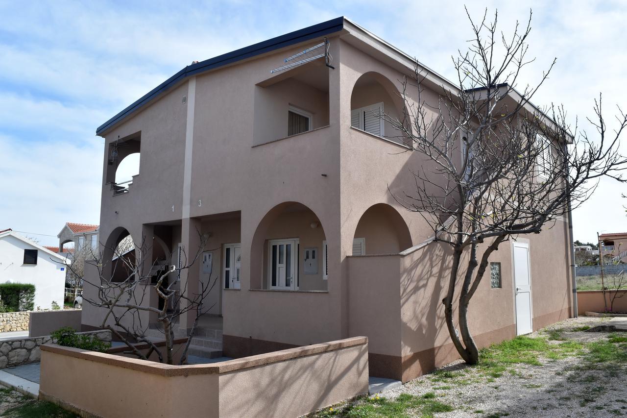 Apartments Oresic Vir Exterior photo